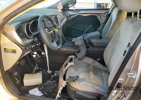 2015 Kia Optima Lx z USA, uszkodzony, nr VIN 5XXGM4A77FG466005